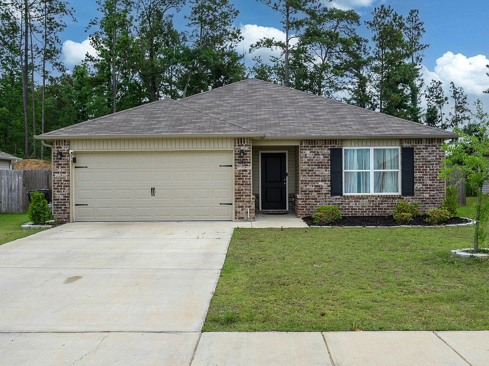 1st image of 286 Amber Ave