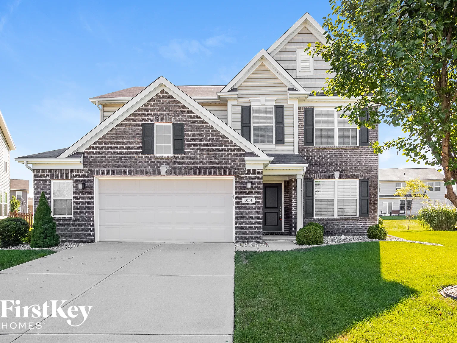 4 bed, 2.5 bath, 2127 sqft, $2,610 — Photo 1