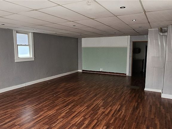 3rd image of 202 N Water Street