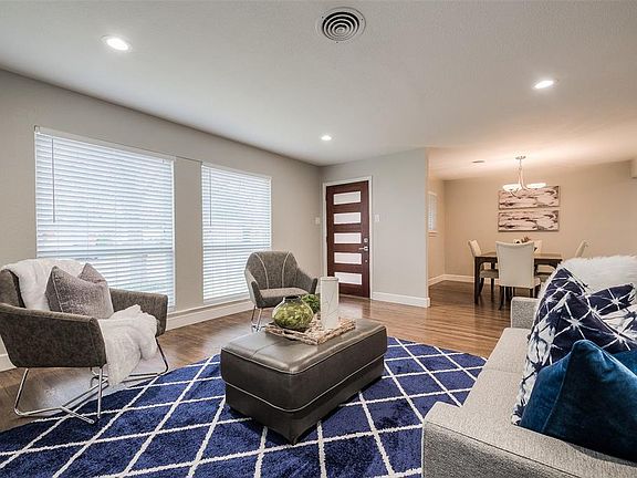 4th image of 872 Berkinshire Dr