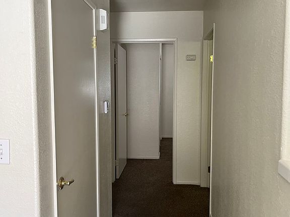 4th image of 8105 Pebble Cove Ct APT B