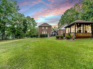 419 Doe Run Dr, Sanford, NC 27330