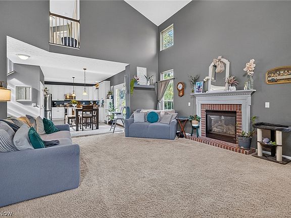 5th image of 5900 Churchill Way