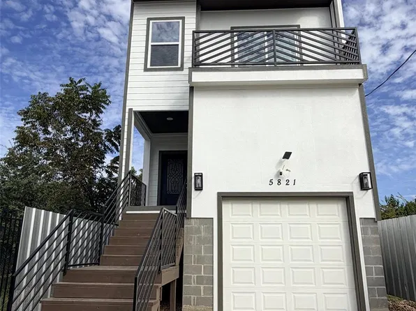 5821 Collingsworth St, Houston, TX 77026