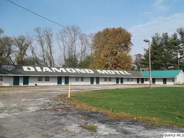 Home for Sale in Quincy, IL $175,000