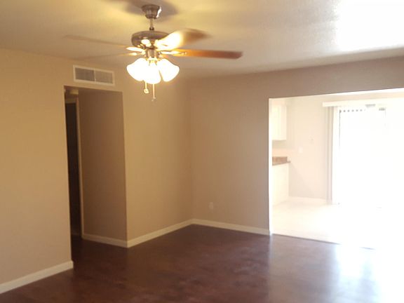 3rd image of 3619 W Lupine Ave