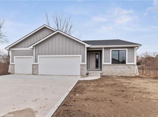 4107 SE Primrose Dr, Ankeny, IA 50021