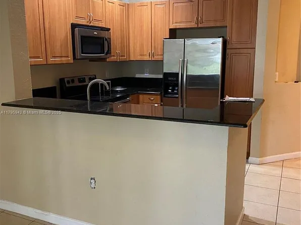 2832 SW 81st Ave #1303, Hollywood, FL 33025