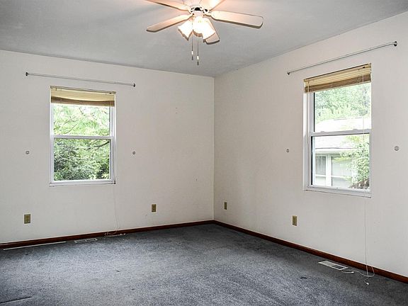 4th image of 313 Kenec Dr