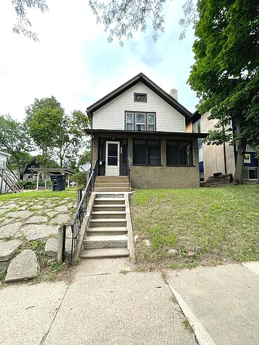 1011 Vaughn St Photo 1