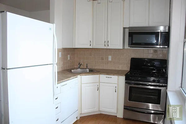 Sold by Halstead Real Estate | media 15