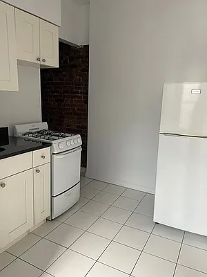 Rented by Best Apartments North Inc | media 12