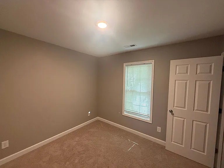 317/319 E. Gilbreath Street — Photo 27