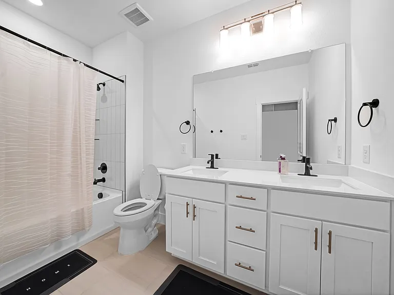 2628 Red Tailed Hawk Ln — Photo 17