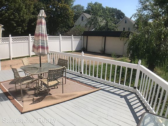 4th image of 5910 Gertrude Ave