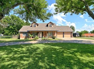 222 E Zipp Rd, New Braunfels, TX 78130