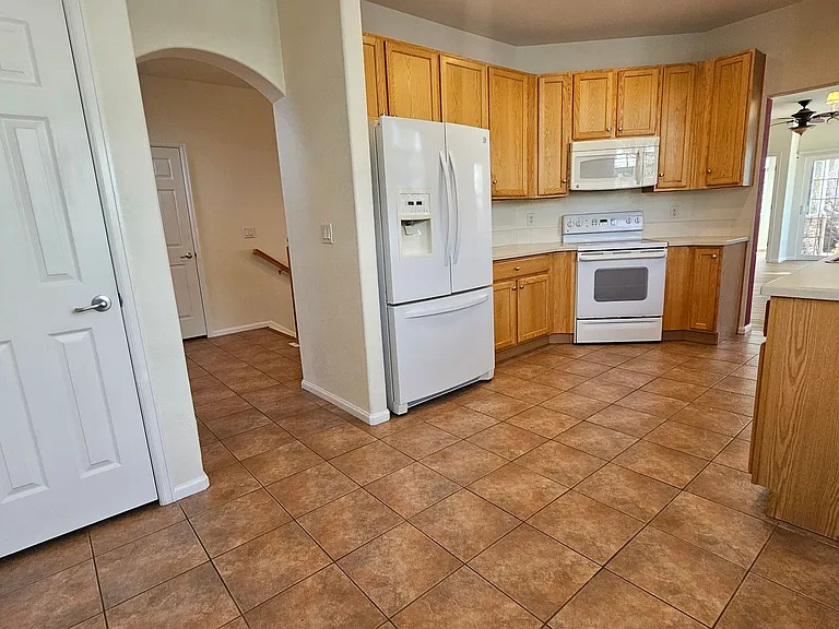 13665 Stone Cir #101 — Photo 5