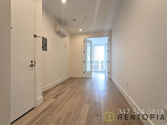 3rd image of 85 Montrose Ave #3G