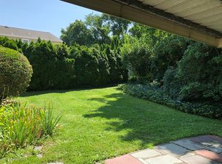 6 Oneida Ave, Oceanport, NJ 07757