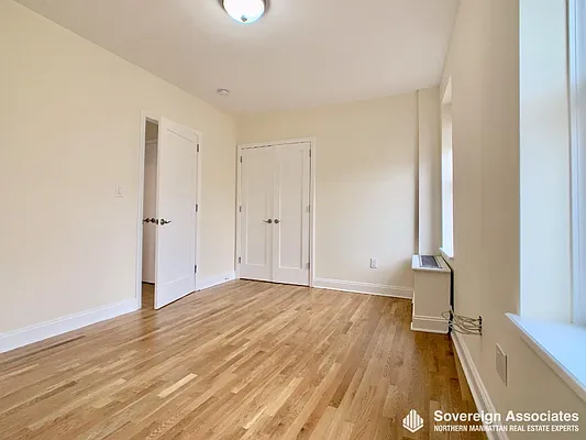 Rented by Sovereign Associates | media 11