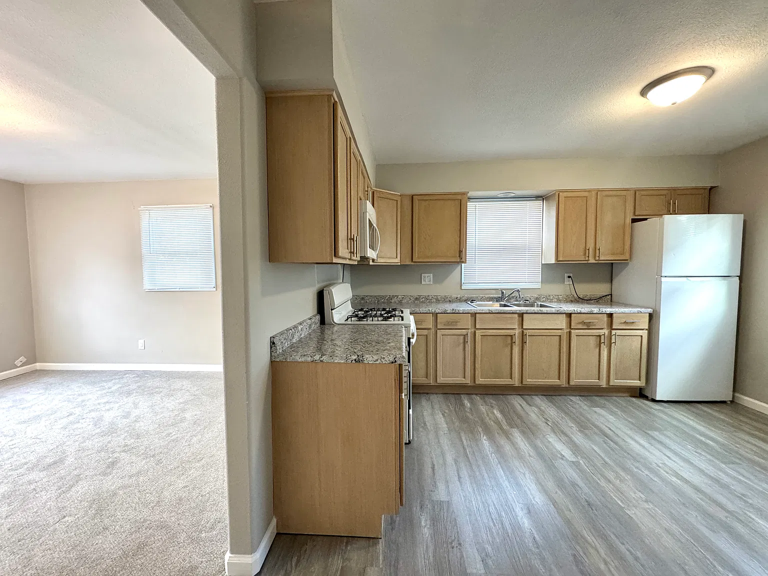 2 bed, 1.5 bath, 855 sqft, $1,450 — Photo 4