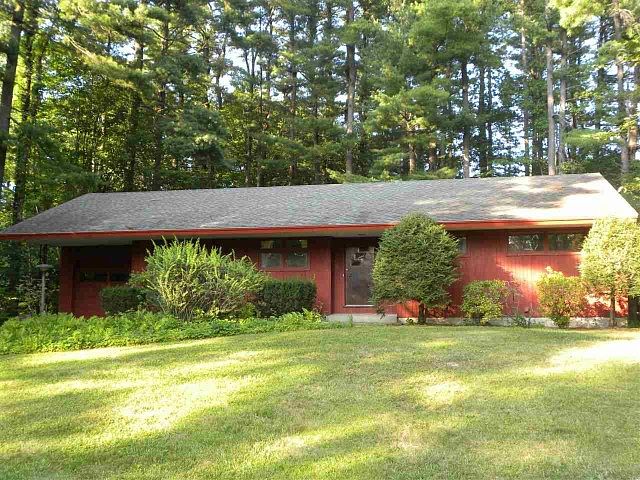 2nd image of 100 Roweland Ave