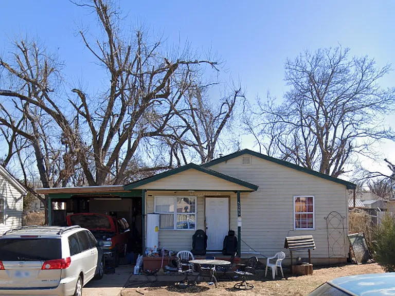 5016 S Drexel Ave — Photo 1