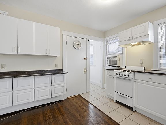 5th image of 193 Concord Ave APT 5
