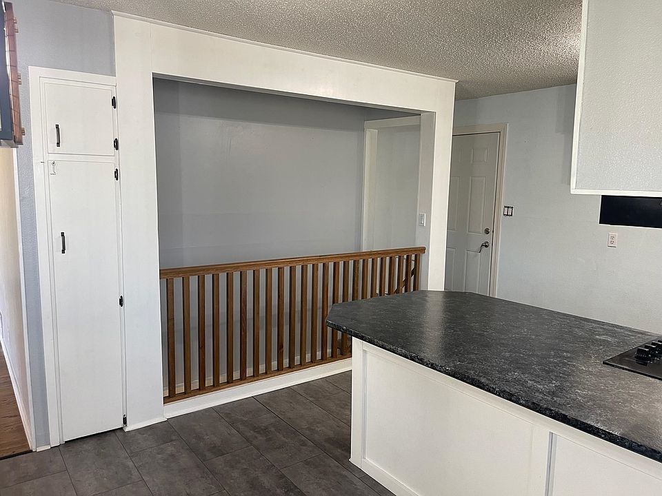 529 W Chicago Ave, Colwich, KS 67030 Zillow