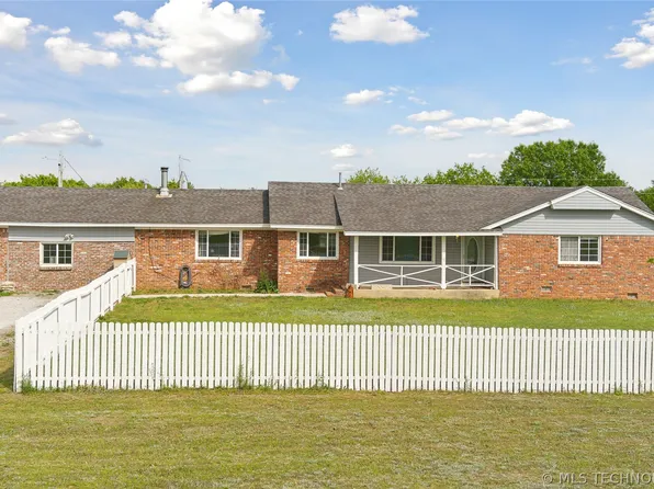 17515 S 395th Ave W, Bristow, OK 74010