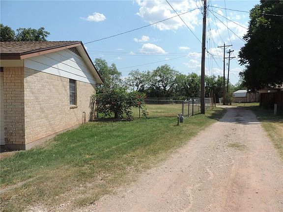 4th image of 4825 Bob O Link Dr