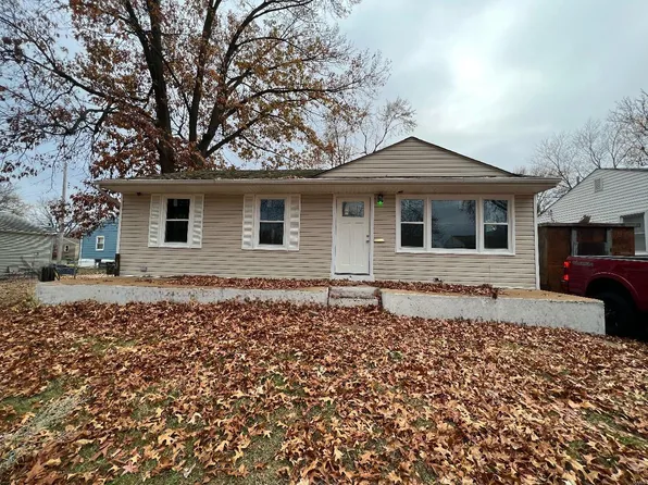 3609 Saint Sebastian Ln, Saint Ann, MO 63074