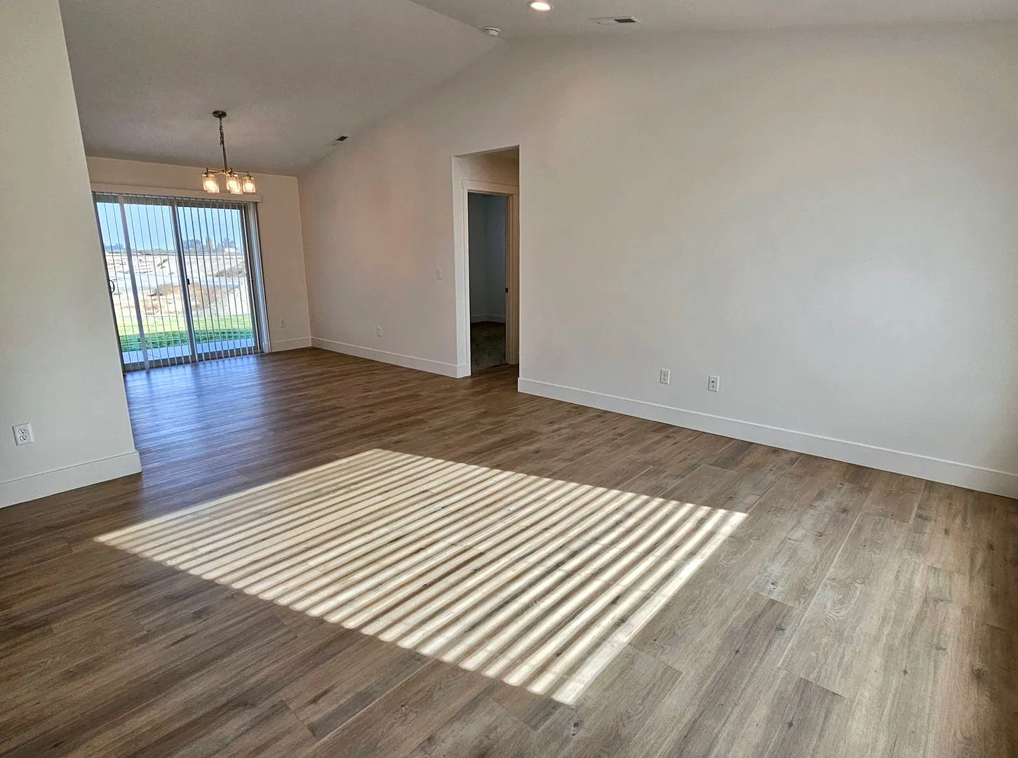 *360 Tour Available* Brand New 2023 Open Concept, Ranch-Style Home — Photo 4