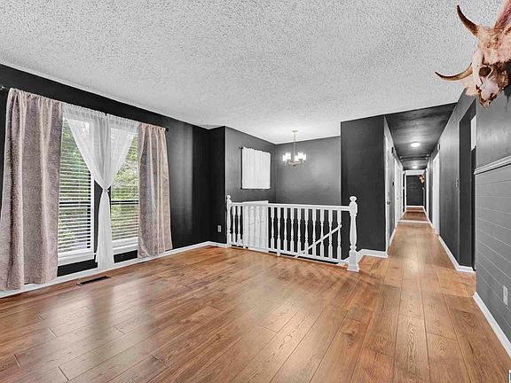 2nd image of 9374 Bagley Rd