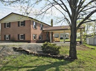 310 Horsley Dr, Pearisburg, VA 24134