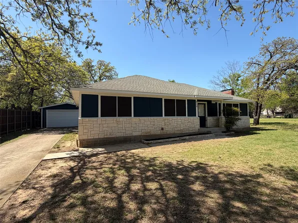 213 Hickory Ln, Hickory Creek, TX 75065