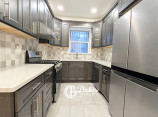 1117 64th St #1A, Brooklyn, NY 11219