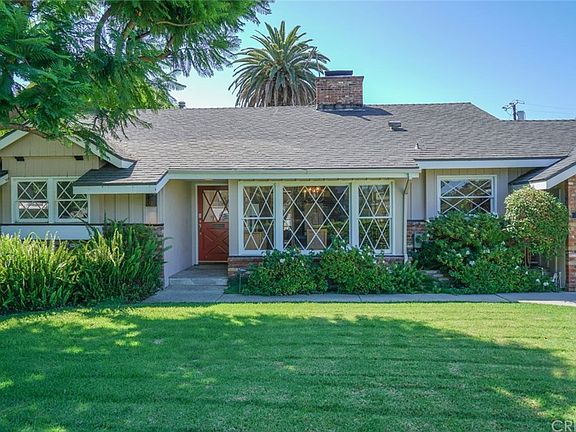 4th image of 14026 Chandler Blvd