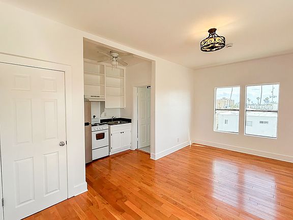 5th image of 1609 N Normandie Ave #310