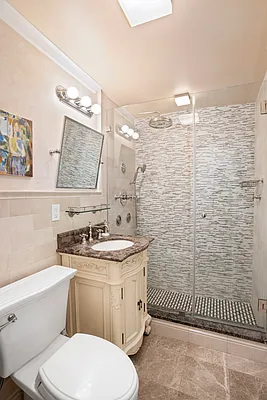 Sold by Douglas Elliman | media 25