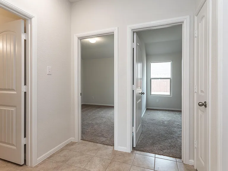 6901 Freeboard Way — Photo 13