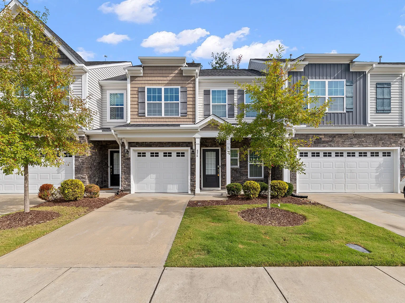 Townhome in Fuquay Varina — Photo 3
