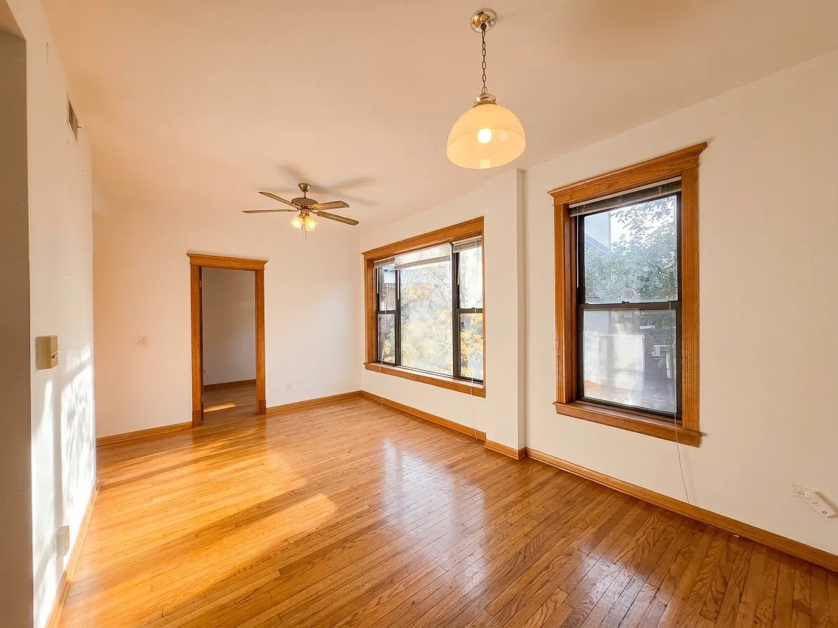 2 bed, 800 sqft, $2,000 — Photo 3