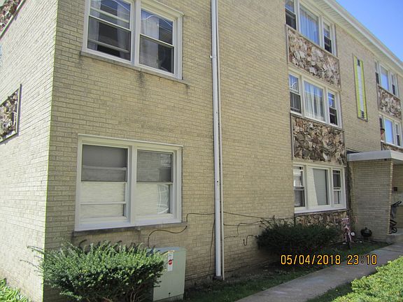 2nd image of 5214 N Potawatomie St Unit 3E
