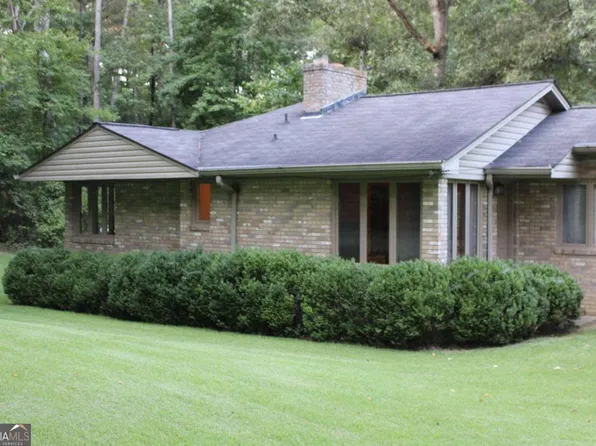 3145 Peek Rd NE, Conyers, GA 30012