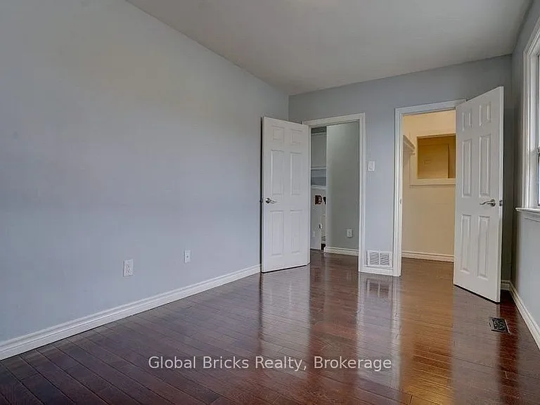 77 Milford Haven Dr E — Photo 14