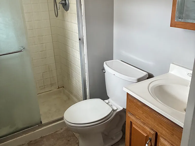 3214 Greenwood Ln — Photo 12
