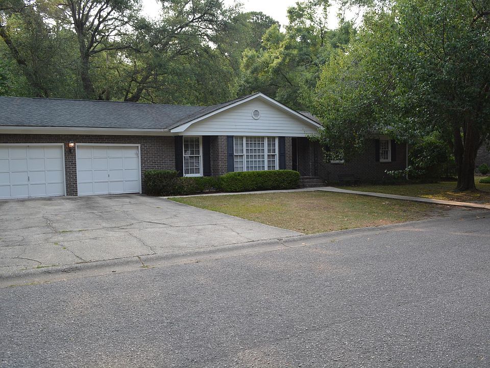 Front of house on a quiet street
