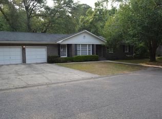 500 E Wimbledon Dr, Charleston, SC 29412