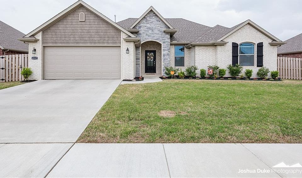 1st image of 4517 W Oldham Dr